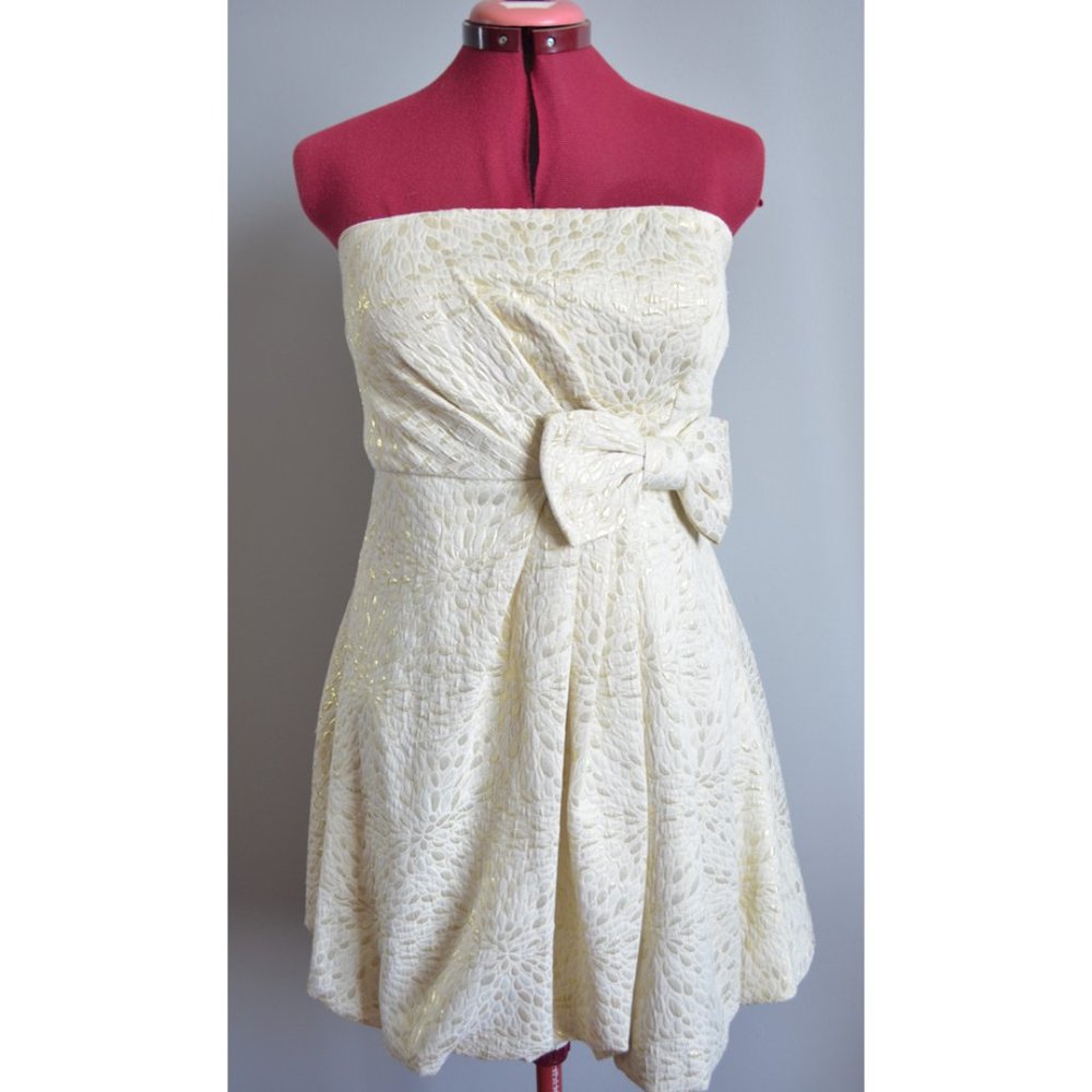 Short Evening Dress - Picture 2 of 3